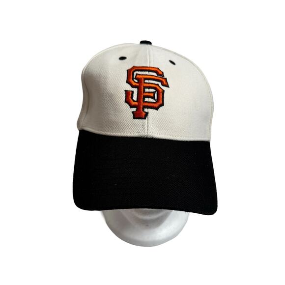 SF Giants MLB Ivory Black Logo Cap One Size Adult Adjustable Hook Loop 47 Brand - Picture 1 of 7